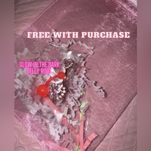 14G Romantic Heart Belly Button Ring - Picture 4 of 8